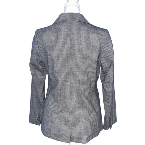 Talbots gray & white pinstriped blazer 4P - Picture 3 of 5